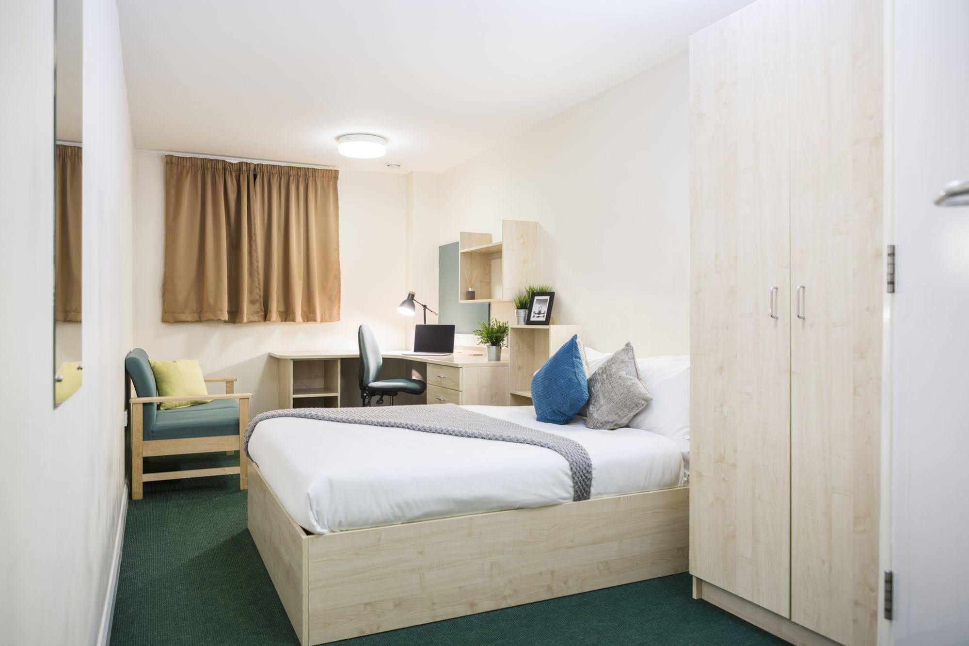 Newport Student Village Exterior foto